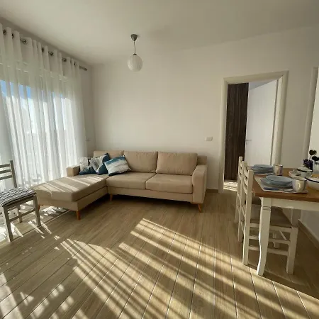 Square Inn@lalzi Bay Holiday home Durres